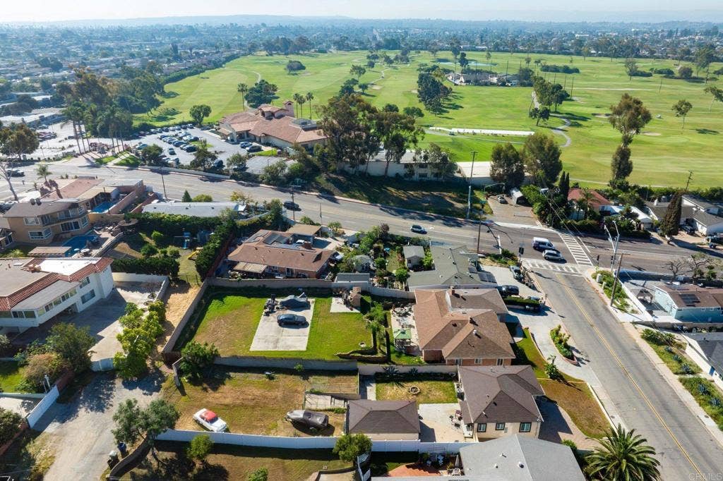 881 First Avenue, Chula Vista, CA 91911 881 First Avenue, Chula Vista, CA 91911