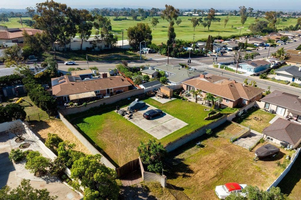 881 First Avenue, Chula Vista, CA 91911 881 First Avenue, Chula Vista, CA 91911