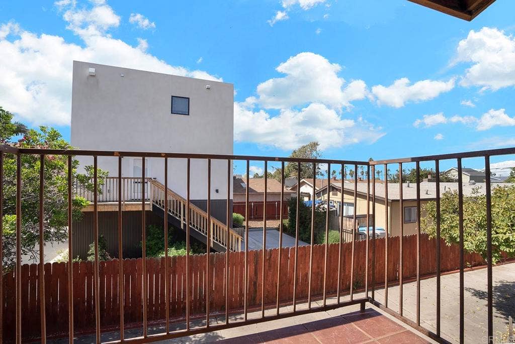 1671 Donax Avenue, San Diego, CA 92154 1671 Donax Avenue, San Diego, CA 92154