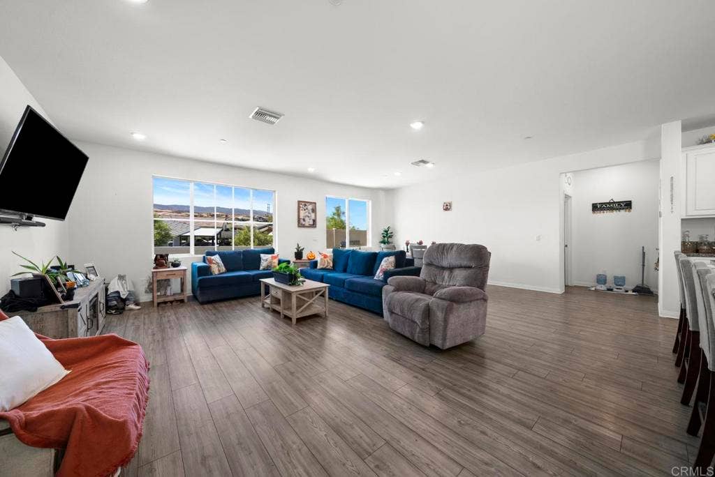 41303 Wizard Court, Lake Elsinore, CA 92532 41303 Wizard Court, Lake Elsinore, CA 92532