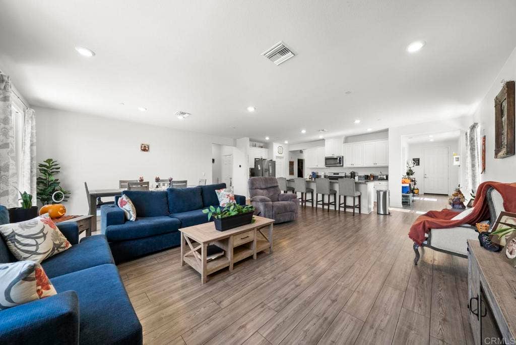 41303 Wizard Court, Lake Elsinore, CA 92532 41303 Wizard Court, Lake Elsinore, CA 92532