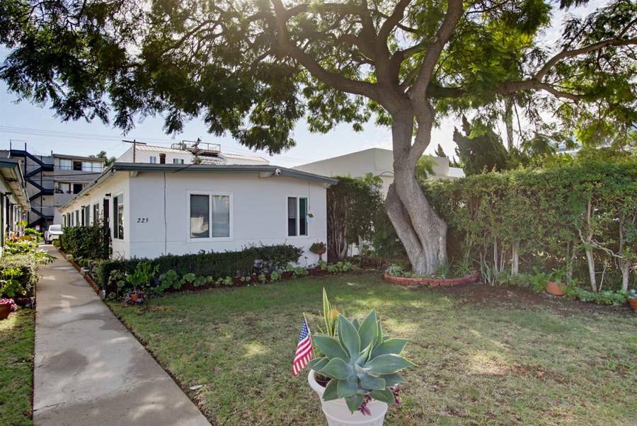 Property photo for 225 D Avenue, Coronado, CA