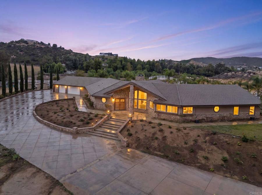Property photo for 37789 Avenida La Cresta, Murrieta, CA