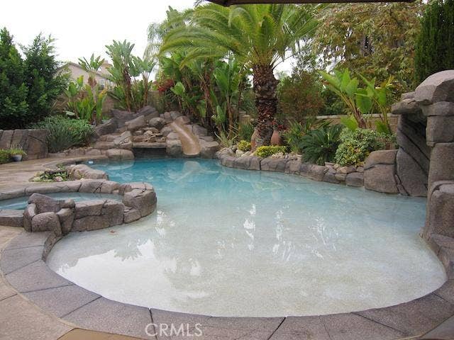 Property photo for 1245 Cleveland Way, Corona, CA
