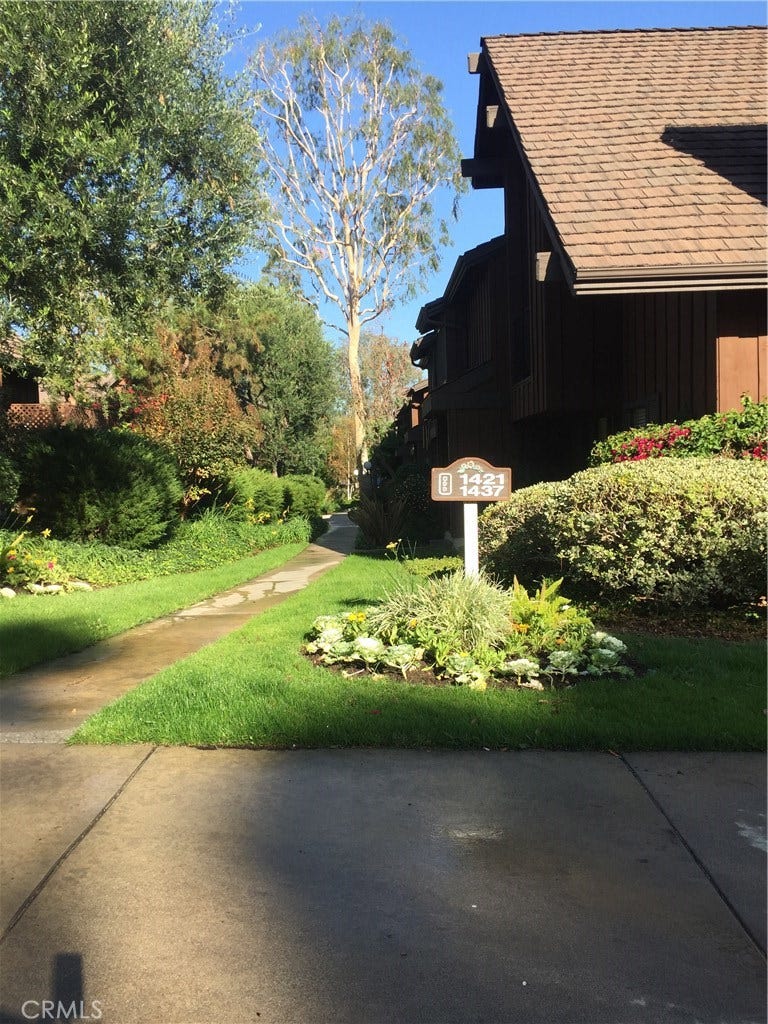 Property photo for 1431 Westmont Dr, San Pedro, CA