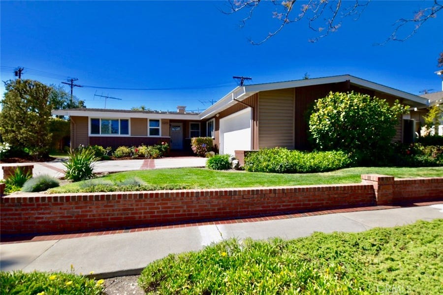 Property photo for 5925 Finecrest Dr, Rancho Palos Verdes, CA