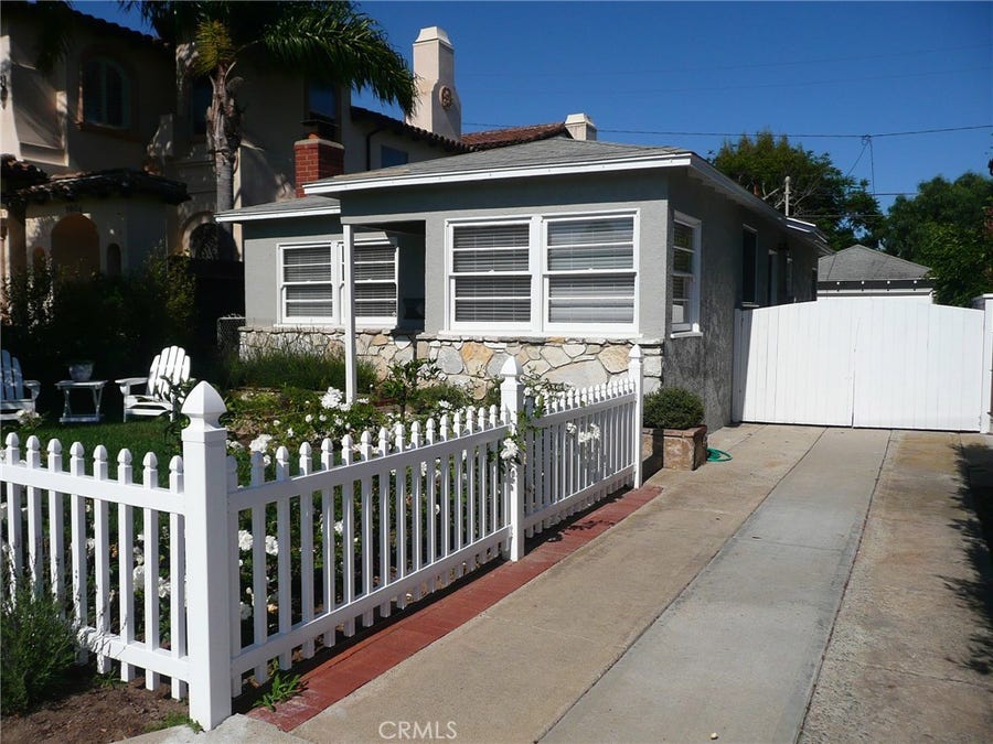 Property photo for 1600 N Poinsettia Avenue, Manhattan Beach, CA