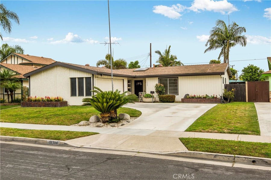 Property photo for 16304 Hemlock Street, Fountain Valley, CA