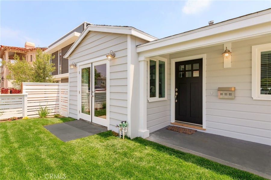 Property photo for 1430 Bonnie Brae, Hermosa Beach, CA