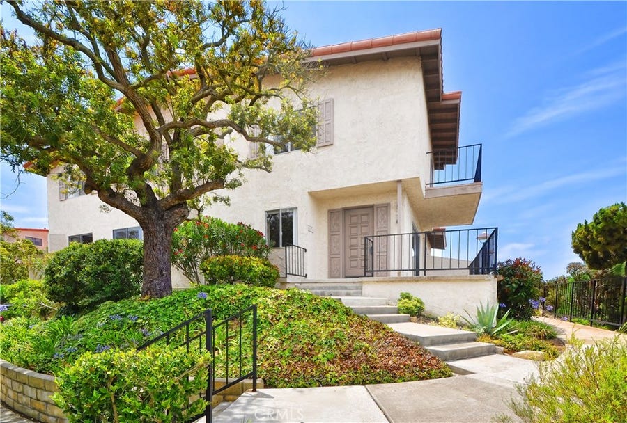 Property photo for 28201 Ridgethorne Court, #32, Rancho Palos Verdes, CA