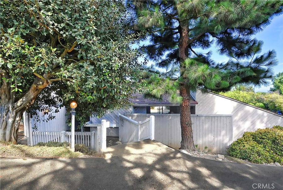 Property photo for 3059 Deluna Drive, Rancho Palos Verdes, CA