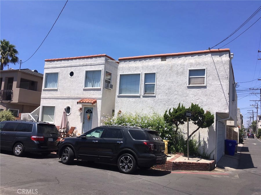 Property photo for 409 30th Street, Manhattan Beach, CA