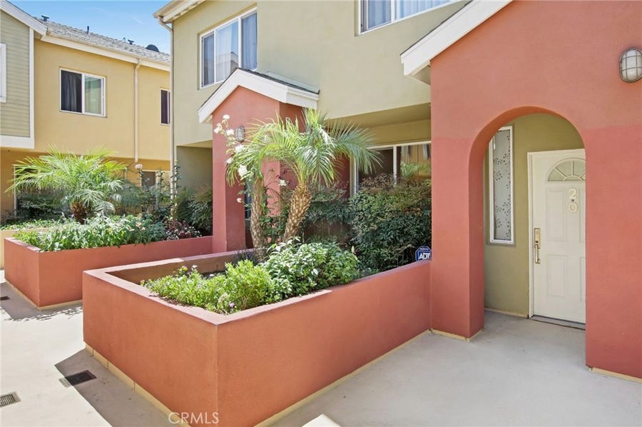 Property photo for 1500 Pine Avenue, #20, Long Beach, CA