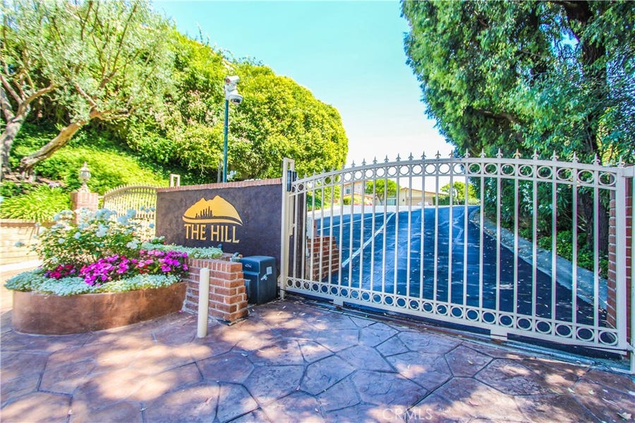 Property photo for 27 Hilltop Circle, Rancho Palos Verdes, CA