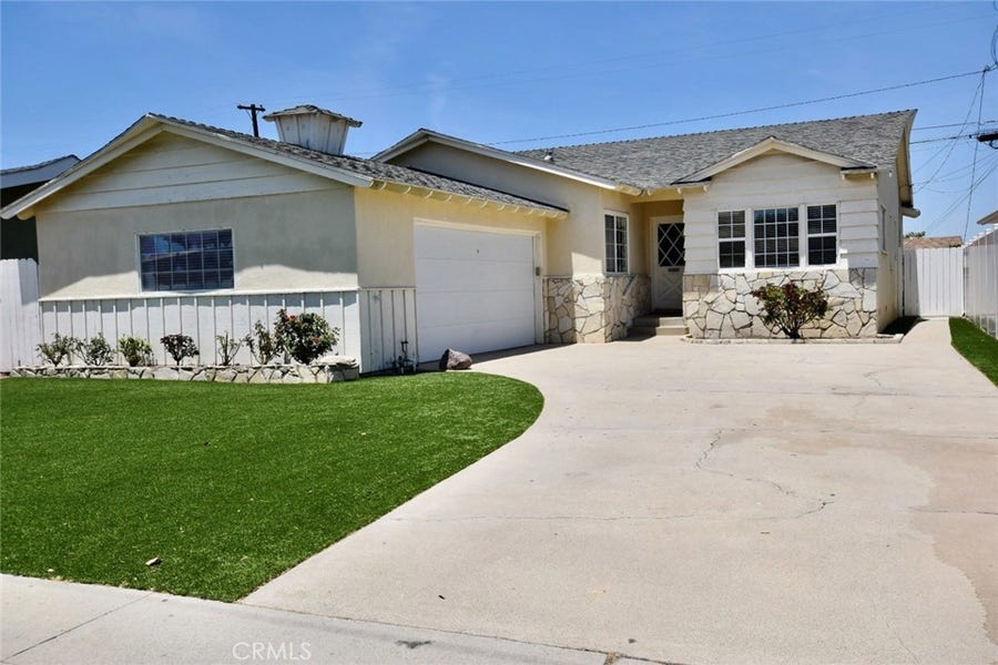 Property photo for 515 Avenue F, Redondo Beach, CA
