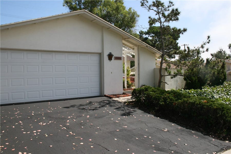 Property photo for 6916 Larkvale Drive, Rancho Palos Verdes, CA