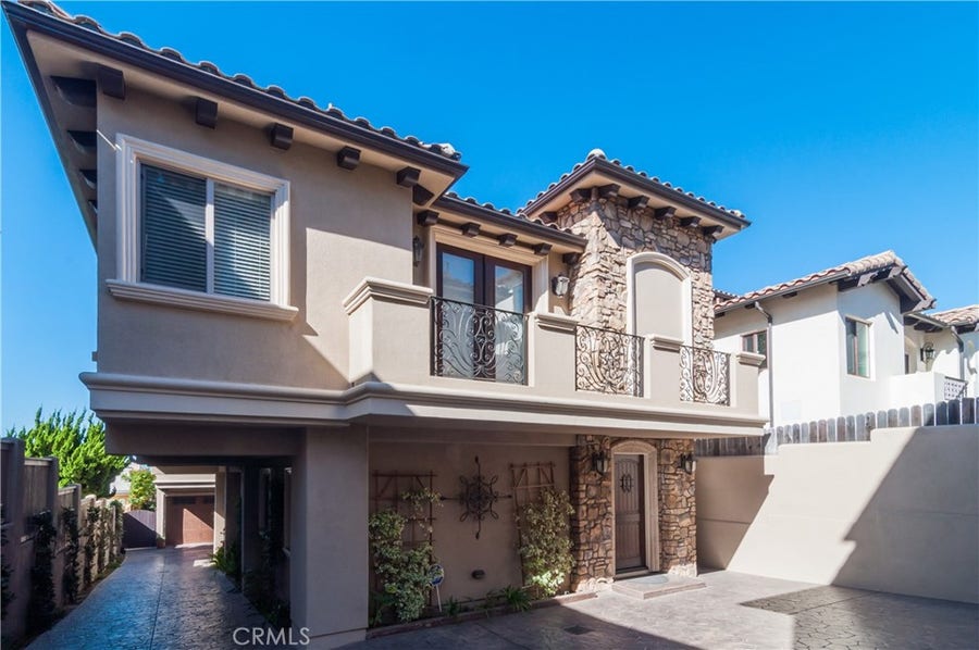 Property photo for 123 S Guadalupe Avenue, #B, Redondo Beach, CA