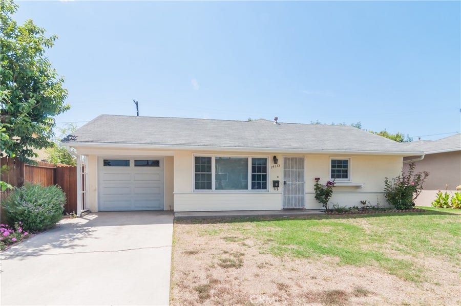 Property photo for 14533 Fonthill Ave, Hawthorne, CA