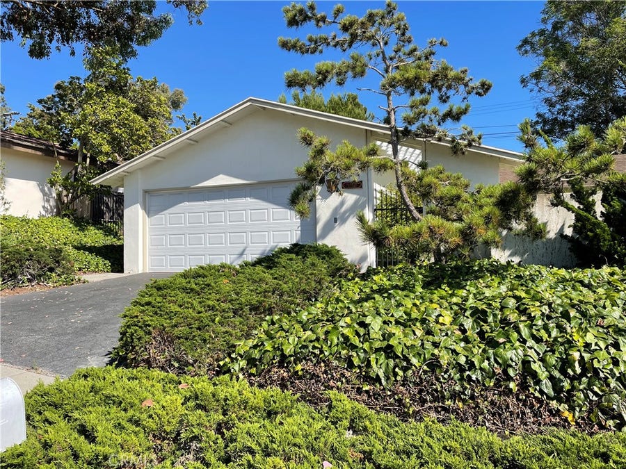 Property photo for 6916 Larkvale Drive, Rancho Palos Verdes, CA