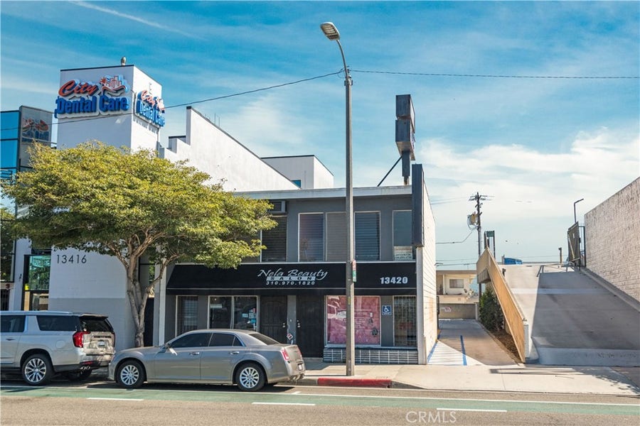 Property photo for 13420 Hawthorne Boulevard, Hawthorne, CA
