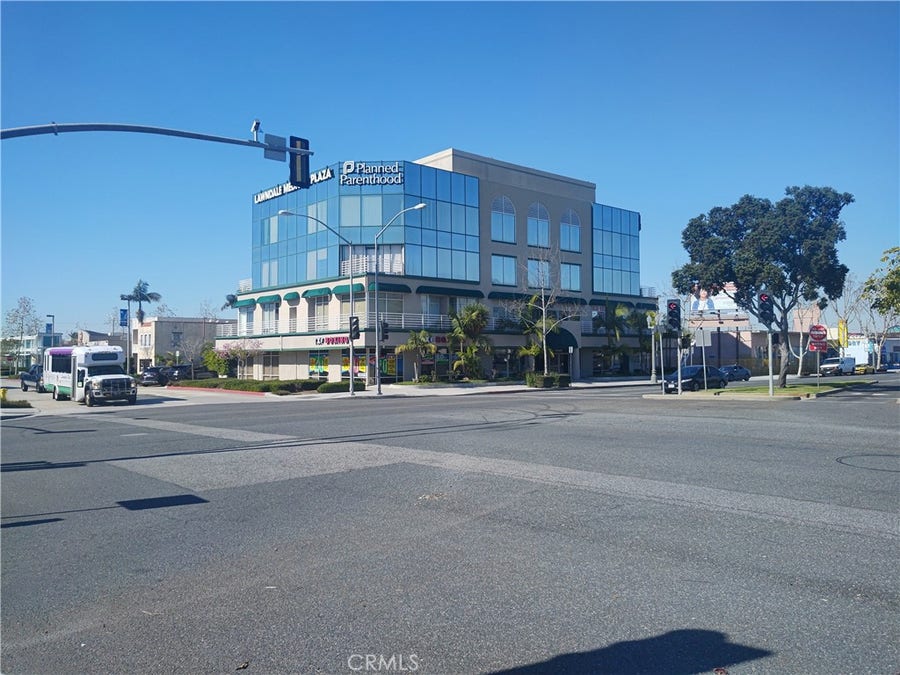Property photo for 14623 Hawthorne Boulevard, #106, Lawndale, CA