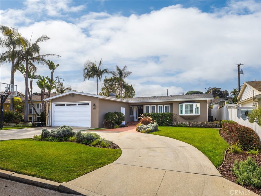 Property photo for 217 Via Buena Ventura, Redondo Beach, CA