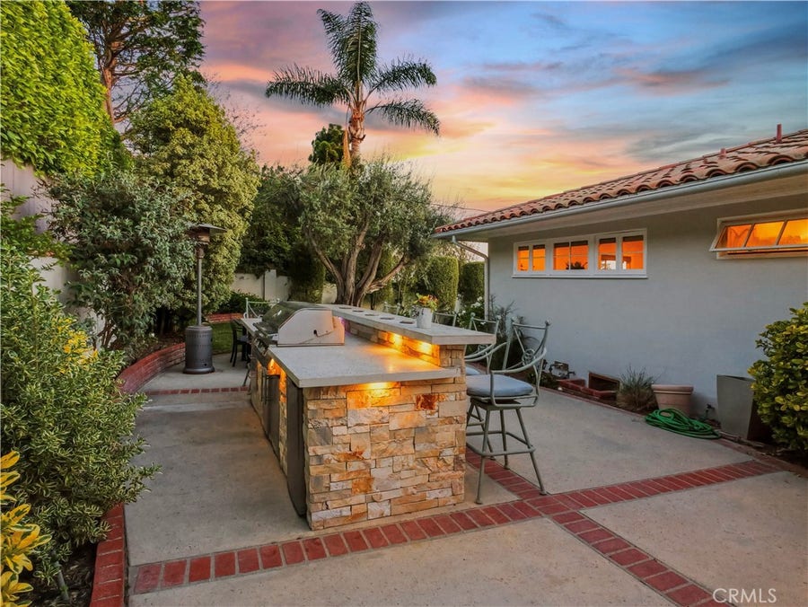 Property photo for 700 Yarmouth Road, Palos Verdes Estates, CA