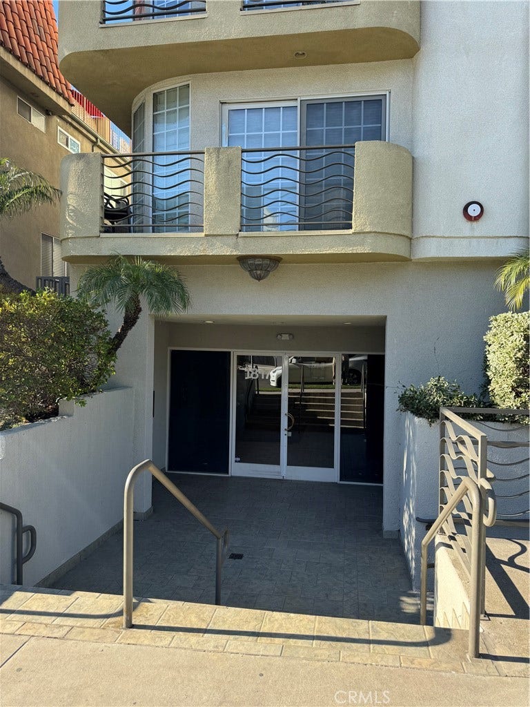 Property photo for 1817 Selby Ave, #205, Los Angeles, CA