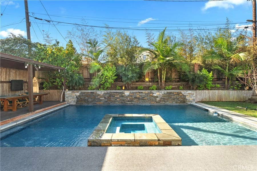 Property photo for 5610 W Carson, Torrance, CA