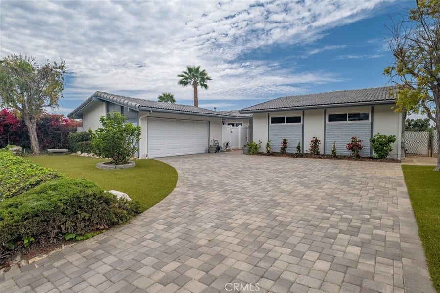 Property photo for 32221 Sea Raven Drive, Rancho Palos Verdes, CA