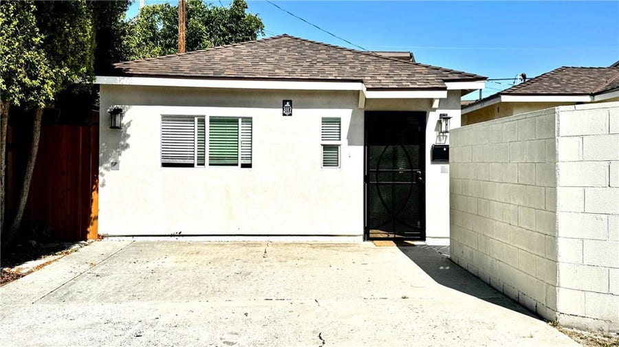 Property photo for 3117 Newton, Torrance, CA