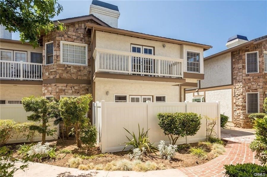 Property photo for 1727 Date Avenue, #3, Torrance, CA