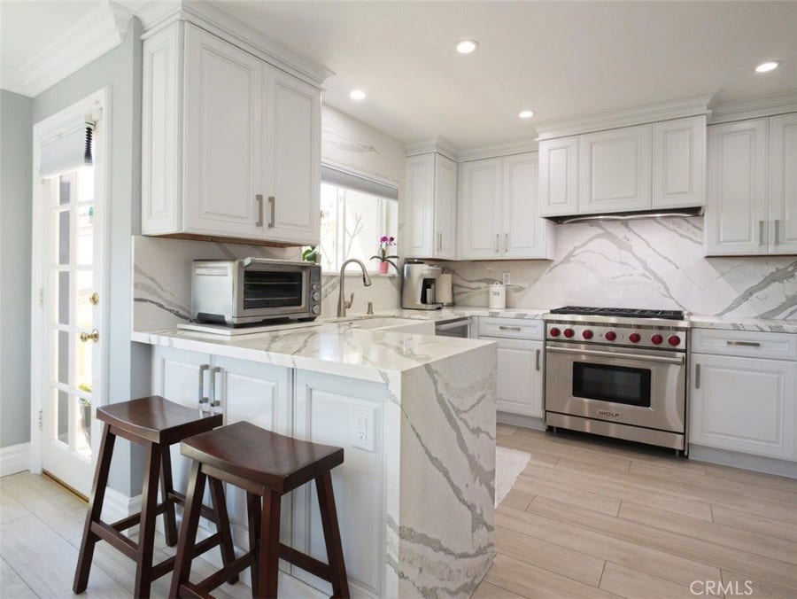 Property photo for 110 S Prospect Avenue, #6, Redondo Beach, CA