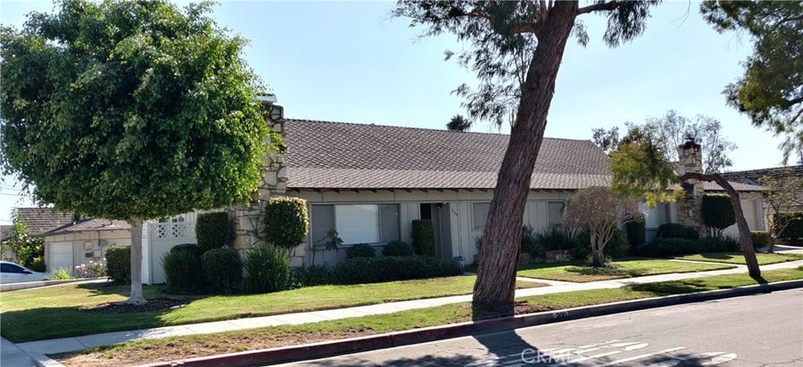 Property photo for 200 W 37th, Long Beach, CA