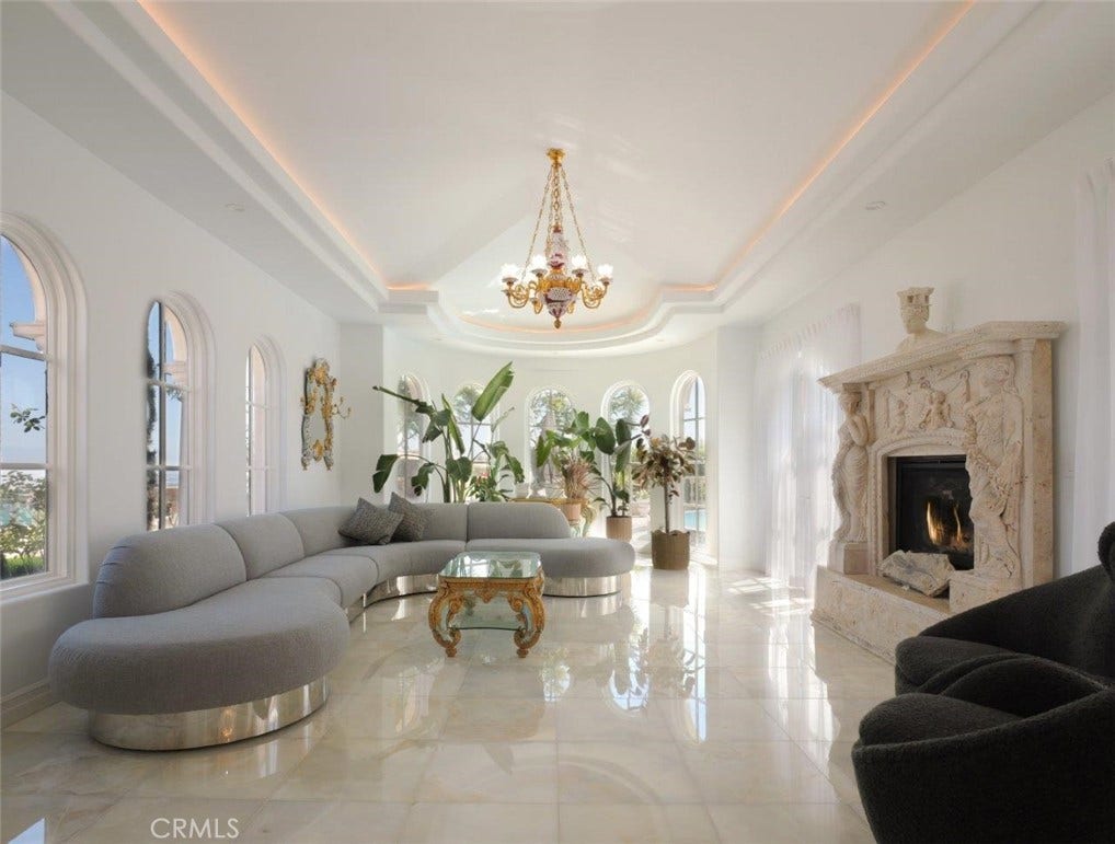 Living Room with Fireplace