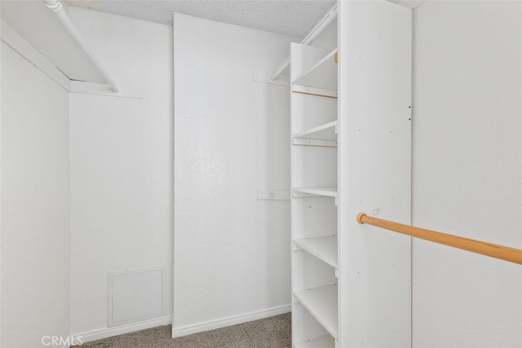 1440 Brett Place, #63, San Pedro, CA 90732 Walking Closet