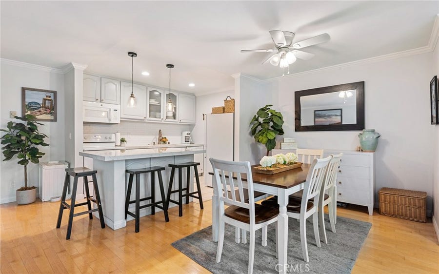 Property photo for 635 S Prospect Avenue, #101, Redondo Beach, CA