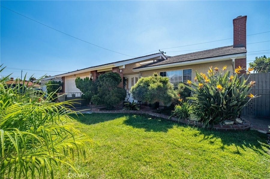 Property photo for 108 W 229th Place, Carson, CA