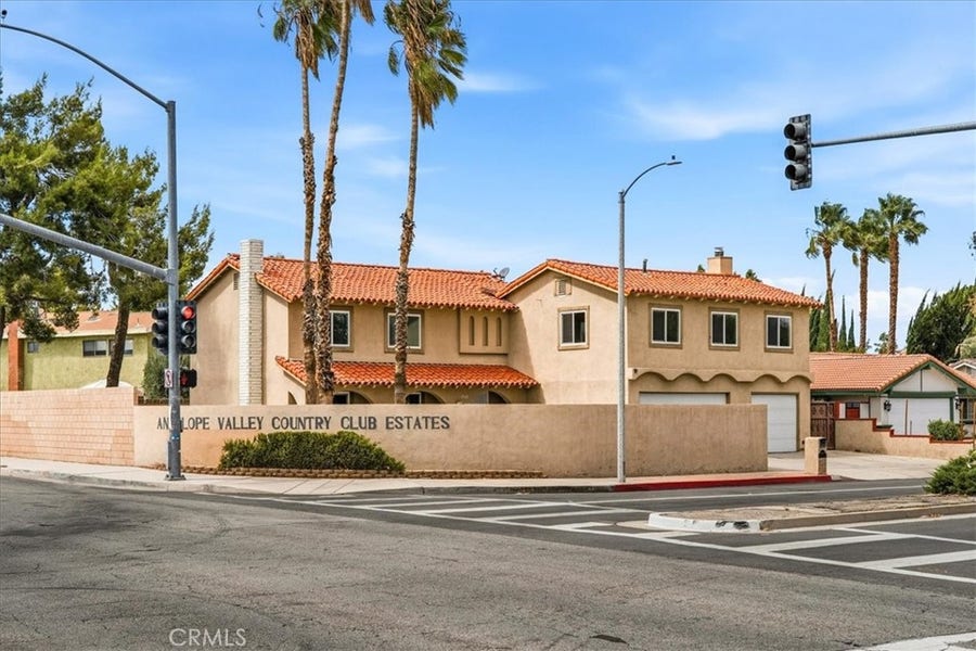 Property photo for 39601 Country Club, Palmdale, CA