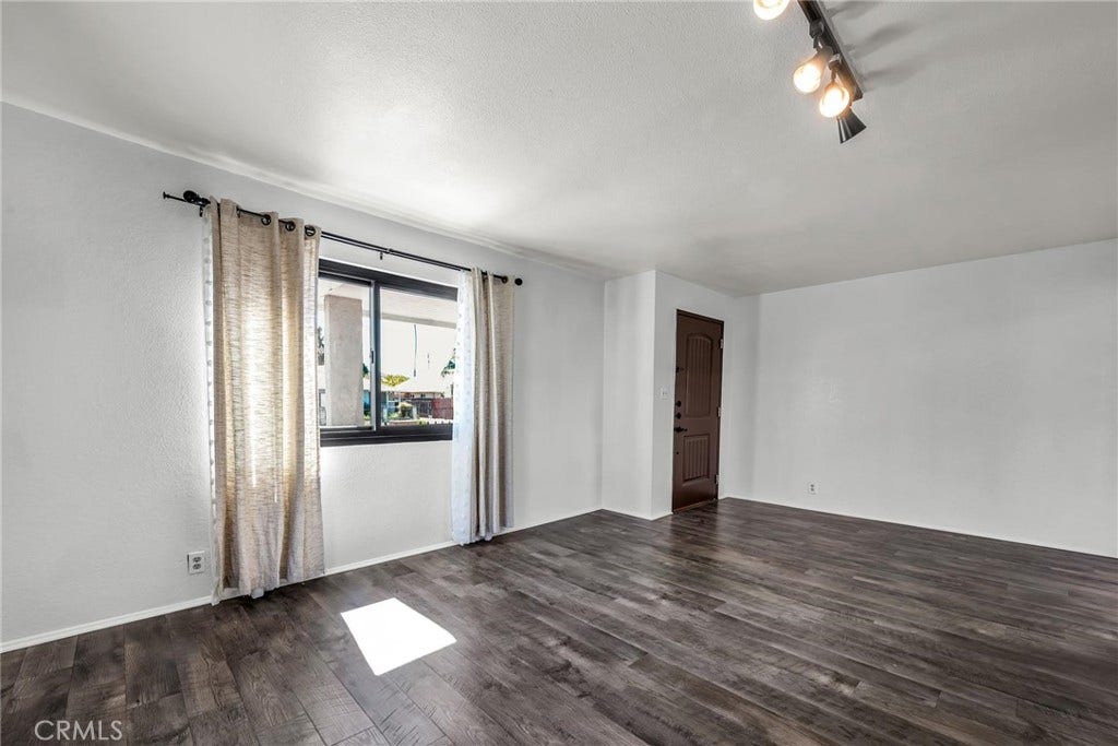 1559 W 223rd, Torrance, CA 90501 Livingroom