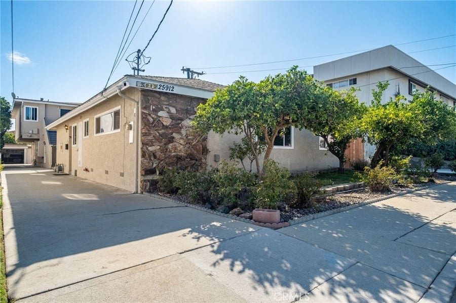 Property photo for 25912 Viana Ave., Lomita, CA
