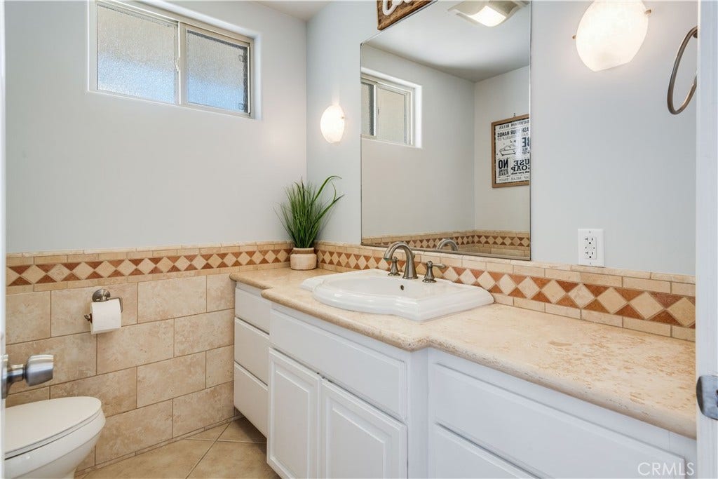 3663 Almeria Street, San Pedro, CA 90731 3663 Almeria Street, San Pedro, CA 90731