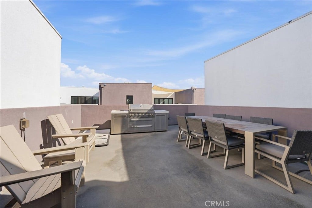 5626 W Murray, Los Angeles, CA 90016
