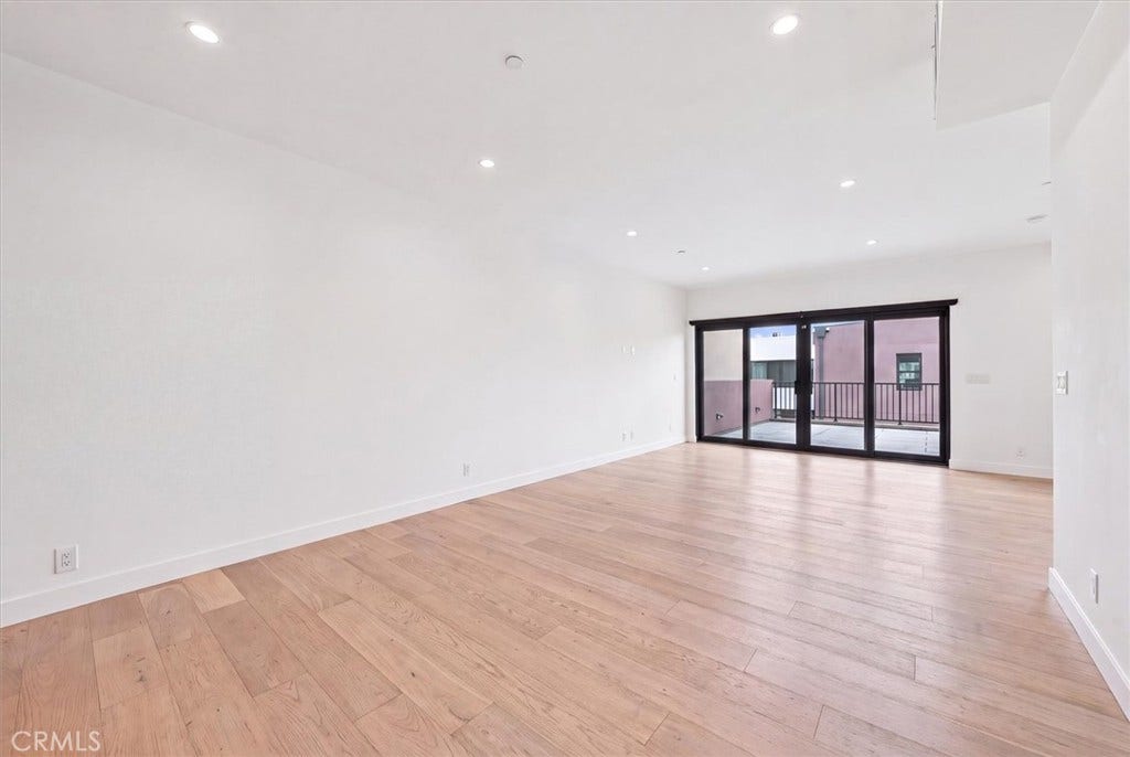 5626 W Murray, Los Angeles, CA 90016