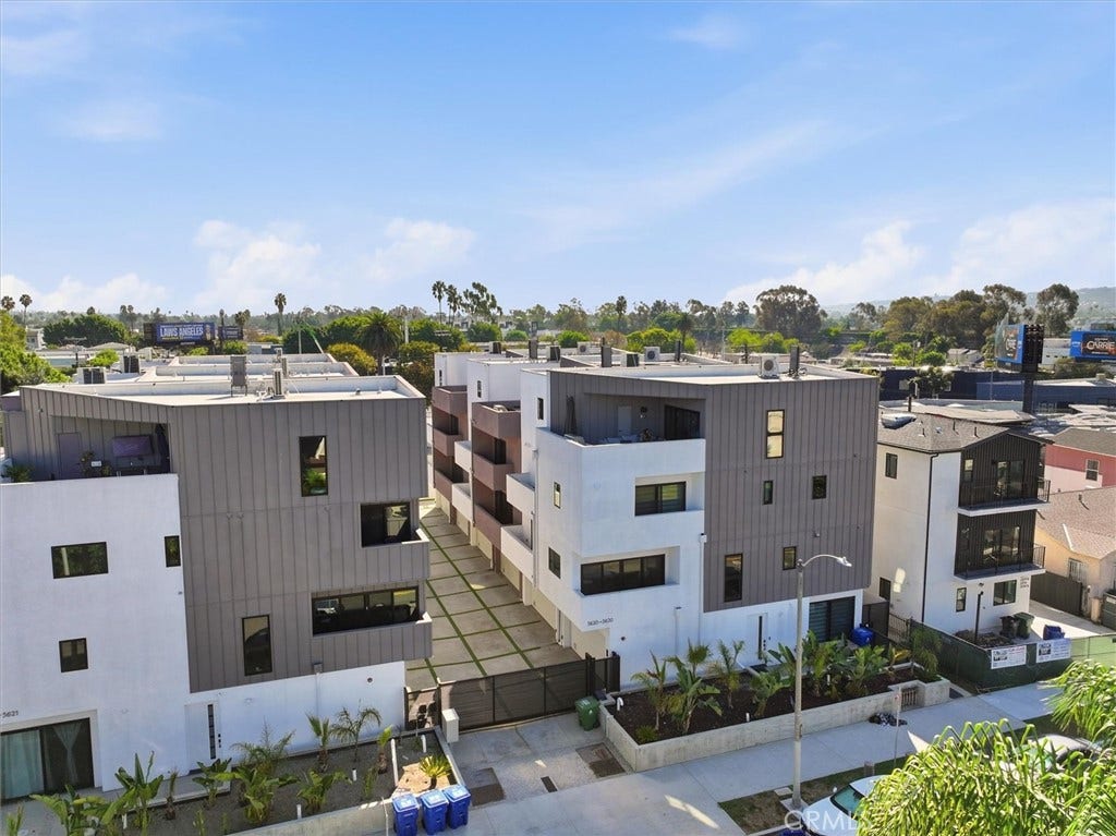 5626 W Murray, Los Angeles, CA 90016