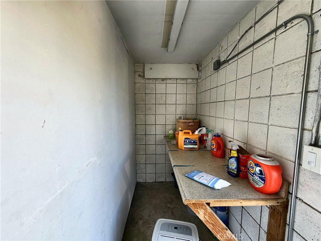 1467 12th Street, Manhattan Beach, CA 90266