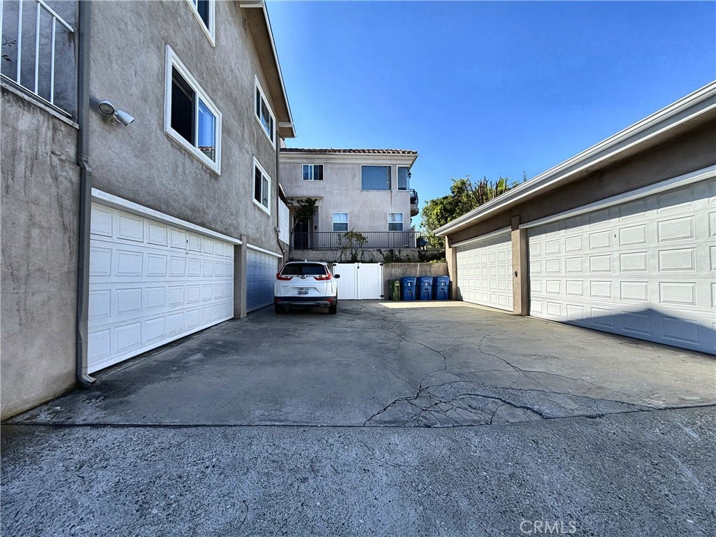 1467 12th Street, Manhattan Beach, CA 90266