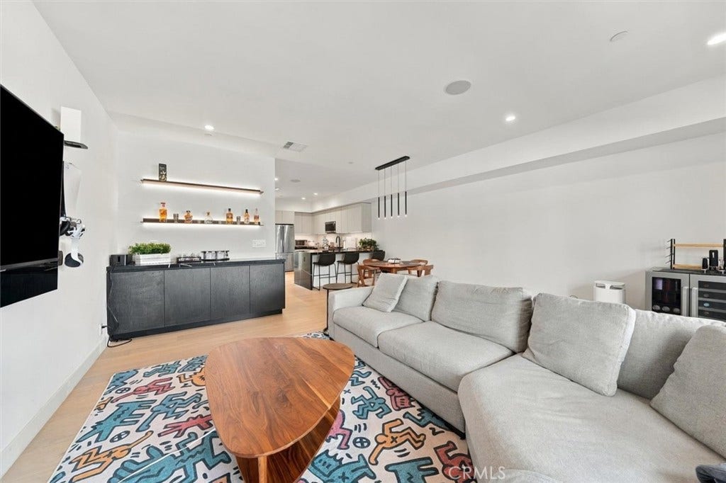 5626 W Murray, Los Angeles, CA 90016