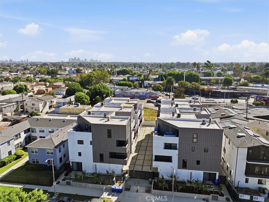 5626 W Murray, Los Angeles, CA 90016