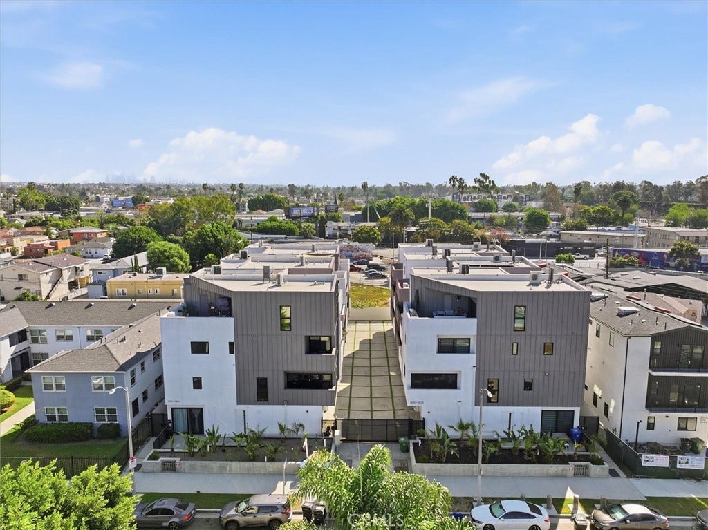 5626 W Murray, Los Angeles, CA 90016